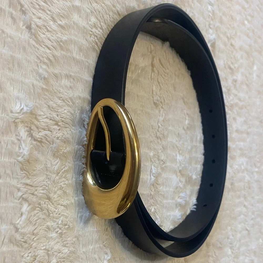 Aritzia Belt
